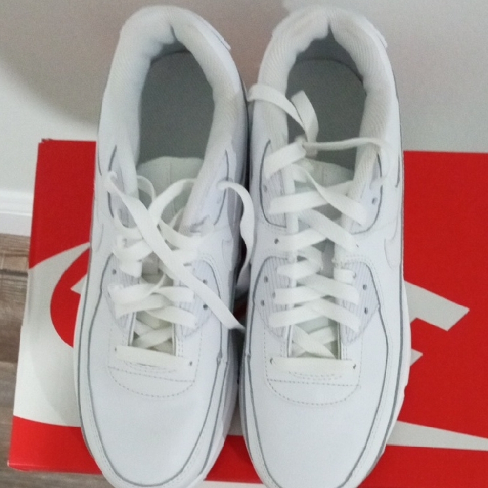 Nike Air Max 90 White Sneakers